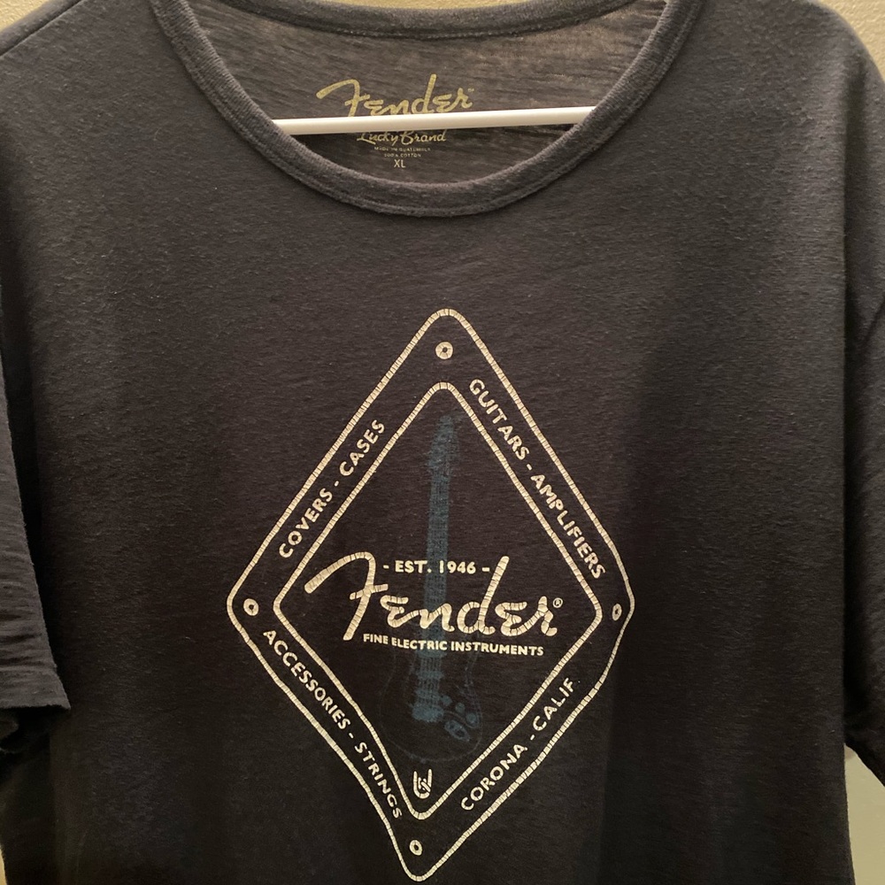 Lucky Brand- Fender Black Tee-Shift -XL
